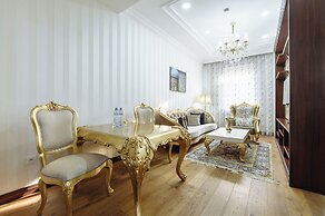 Monday Royal Apart Hotel