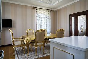 Monday Royal Apart Hotel