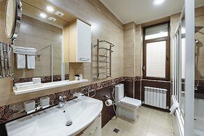Monday Royal Apart Hotel