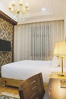 Monday Royal Apart Hotel