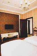 Monday Royal Apart Hotel