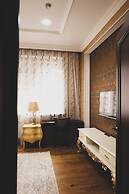 Monday Royal Apart Hotel