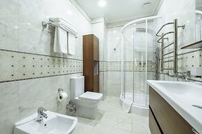 Monday Royal Apart Hotel