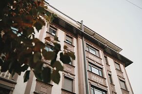Monday Royal Apart Hotel