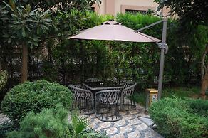 Monday Royal Apart Hotel