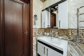 Monday Royal Apart Hotel
