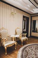 Monday Royal Apart Hotel