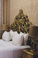 Monday Royal Apart Hotel
