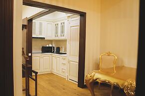 Monday Royal Apart Hotel