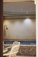 Monday Royal Apart Hotel