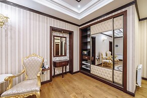 Monday Royal Apart Hotel