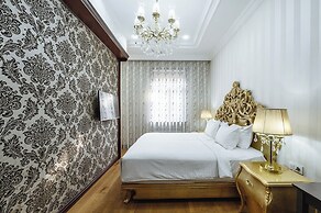 Monday Royal Apart Hotel