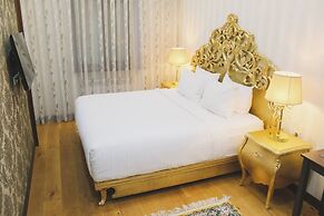 Monday Royal Apart Hotel