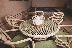 Monday Royal Apart Hotel