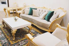 Monday Royal Apart Hotel