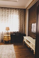 Monday Royal Apart Hotel