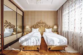 Monday Royal Apart Hotel