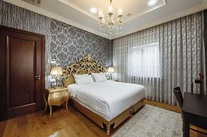 Monday Royal Apart Hotel