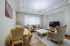 Monday Royal Apart Hotel