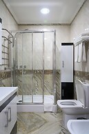 Monday Royal Apart Hotel