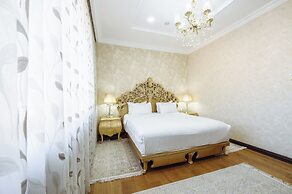 Monday Royal Apart Hotel