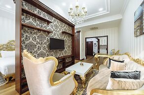 Monday Royal Apart Hotel