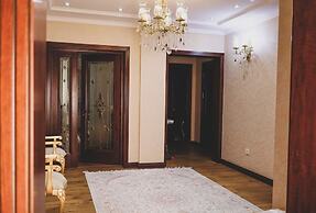 Monday Royal Apart Hotel