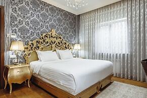 Monday Royal Apart Hotel