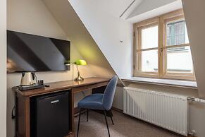 M5 self check-in Boutique Hotel