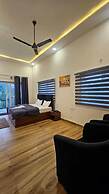 Skyline Cafe And Stay Gagar