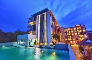 1BR Condo with Pool Gym C238
