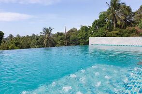 1BR Condo with Pool Gym C238