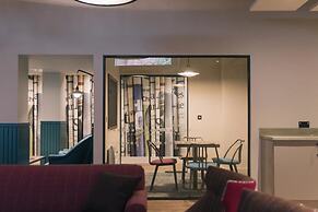 Student Only Picturehouse Apartments