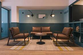 Student Only Picturehouse Apartments