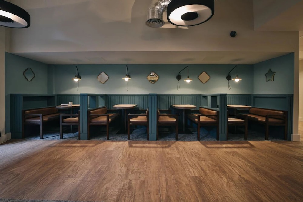 Student Only Picturehouse Apartments
