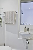 Student Only Picturehouse Apartments