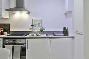 Student Only Picturehouse Apartments
