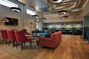 Student Only Picturehouse Apartments