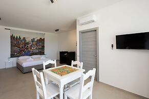 Dara Holiday Apartment