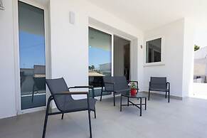 Dara Holiday Apartment