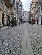 Central Golden Residences - in Old Town