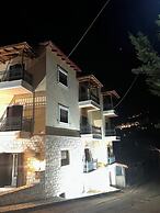 Aristarchos Lodge