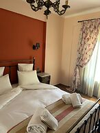 Aristarchos Lodge