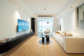 Book and Bed - Xujiahui