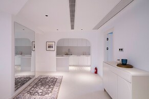 Book and Bed - Xujiahui
