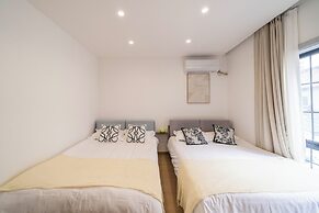 Book and Bed - Xujiahui