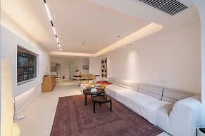 Book and Bed - Xujiahui