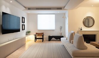 Book and Bed - Xujiahui