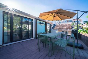 Book and Bed - Xujiahui