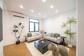 Book and Bed - Xujiahui